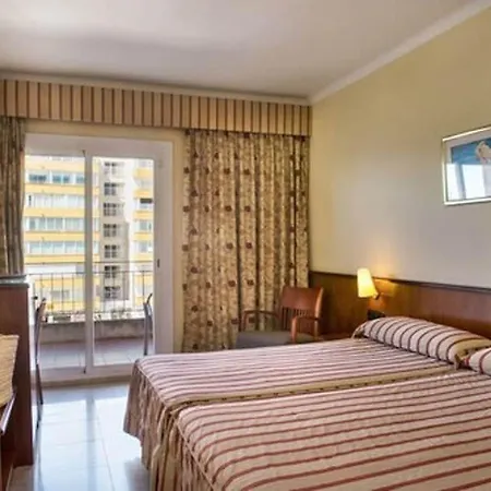 Ξενοδοχείο Montecarlo & Wellness 4*