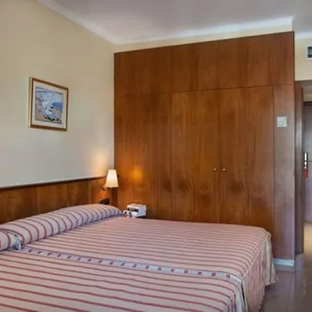 Ξενοδοχείο Montecarlo & Wellness 4*
