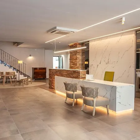 Ξενοδοχείο Montecarlo & Wellness Ρόζες
